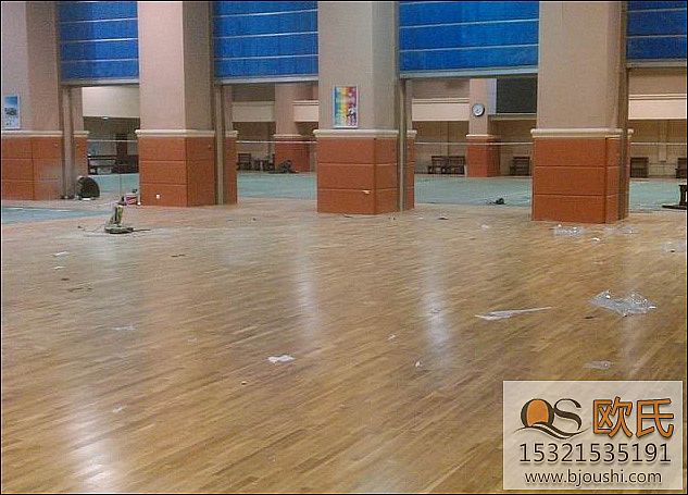 體育運動地板 體育運動地板