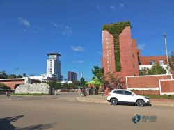 學校籃球場館地板優(yōu)點