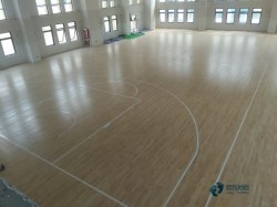 國標體育場木地板施工單位