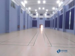 學校籃球館木地板摩擦系數
