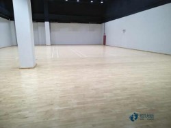 定做籃球場地板哪個牌子比較好