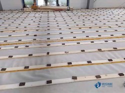 學(xué)校籃球場(chǎng)館地板用哪種好