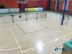 學校籃球場地木地板耐磨系數